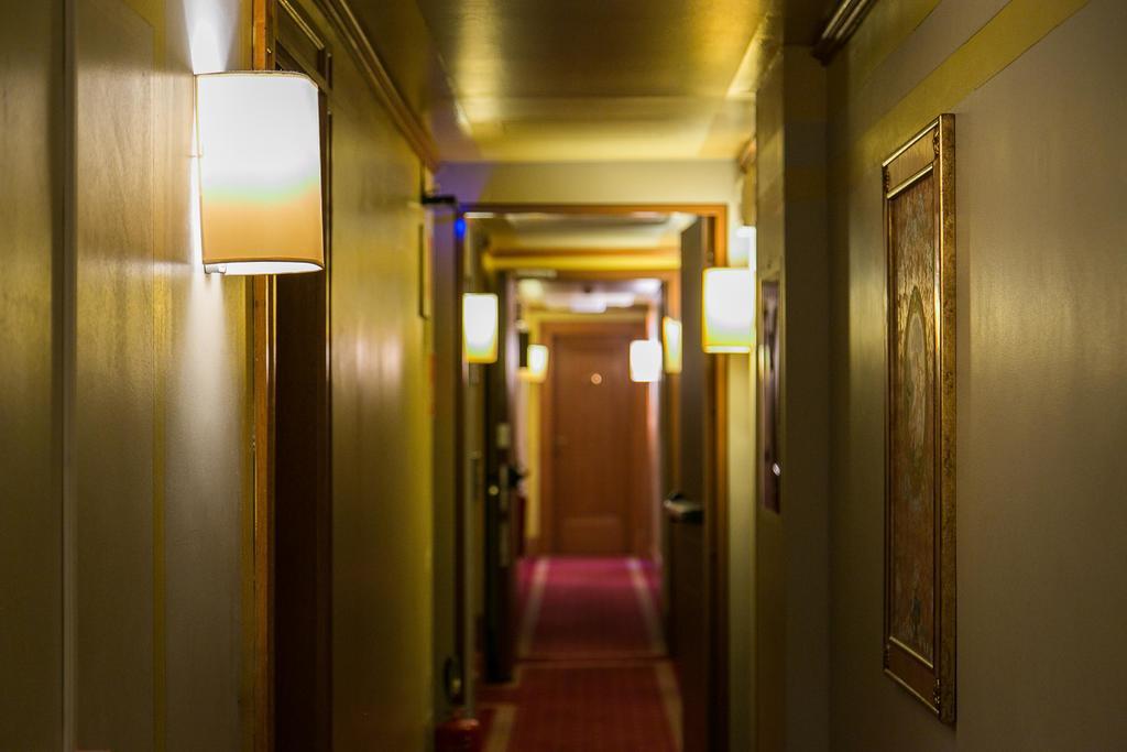 Hotel Posta R.T.A. 마돈나 디 캄필리오 외부 사진