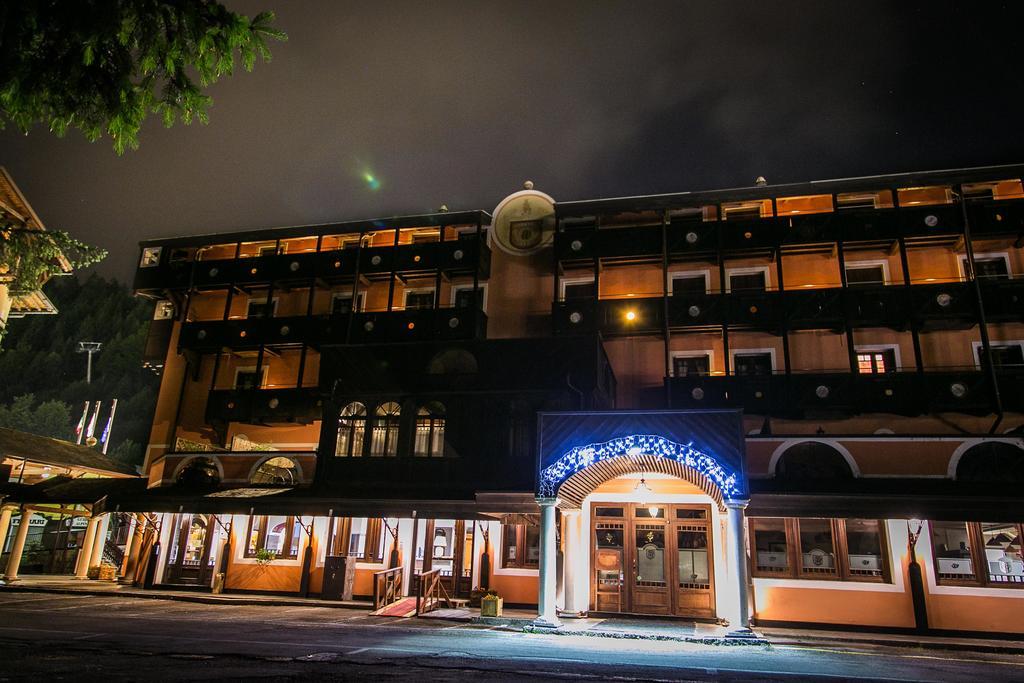 Hotel Posta R.T.A. 마돈나 디 캄필리오 외부 사진